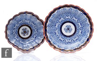 A Worcester 'Royal Lily' pattern shell shaped dish, circa 1785, diameter 20cm, together with a '