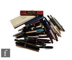 A large collection of fountain pens to include Conway Stewart, Parker, Swan and other makers, also