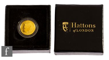 Elizabeth II - An Alderney 2019 gold quarter sovereign, reverse Una & Lion, no certificate, weight