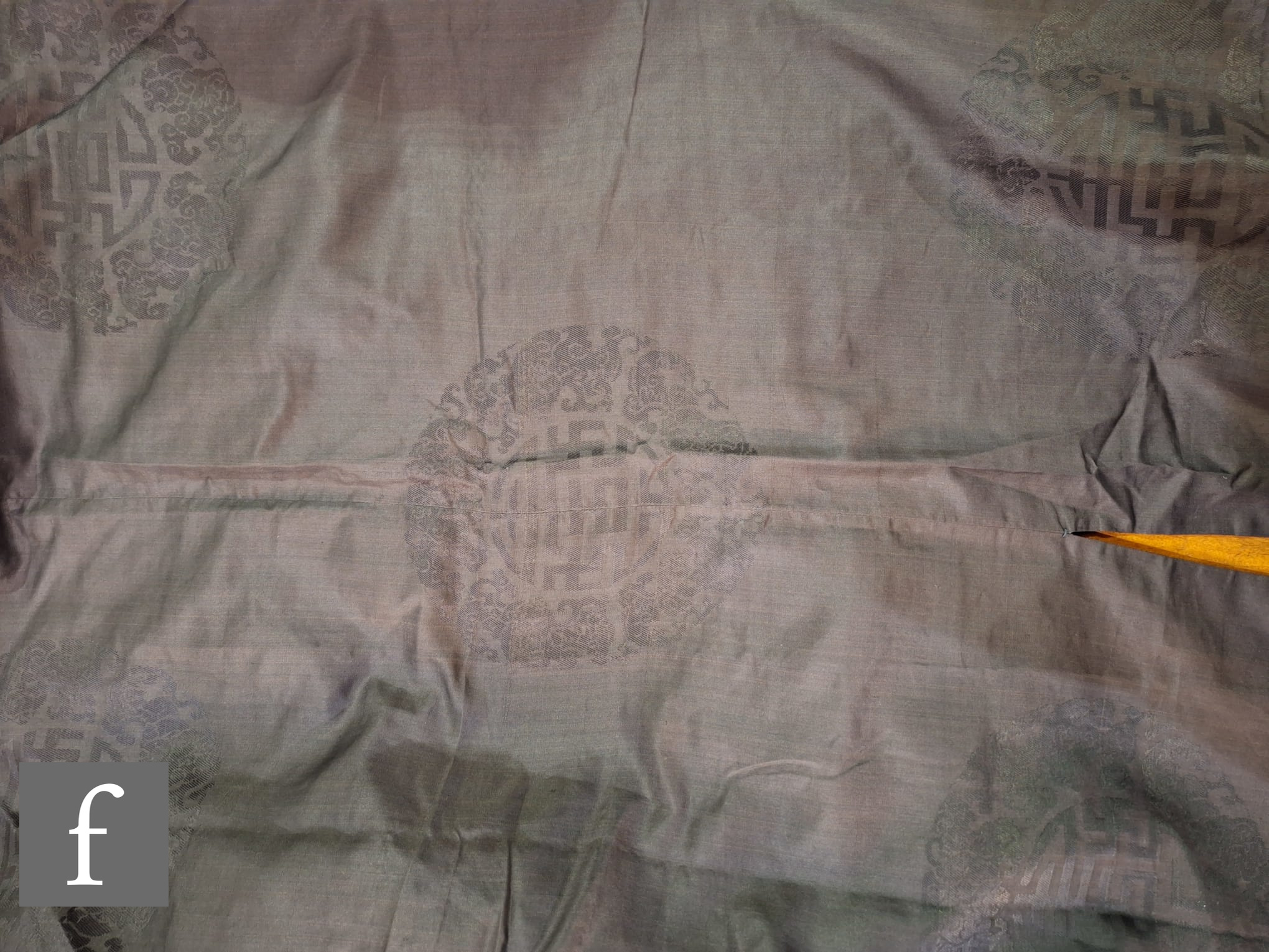 A collection of Chinese early to mid 20th Century textiles, to include an embroidered purse, an - Image 27 of 28