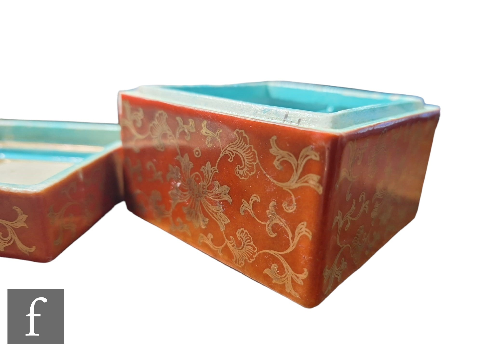 A Chinese Late Qing Dynasty porcelain cosmetics box, the square section box with removable cover and - Image 7 of 13