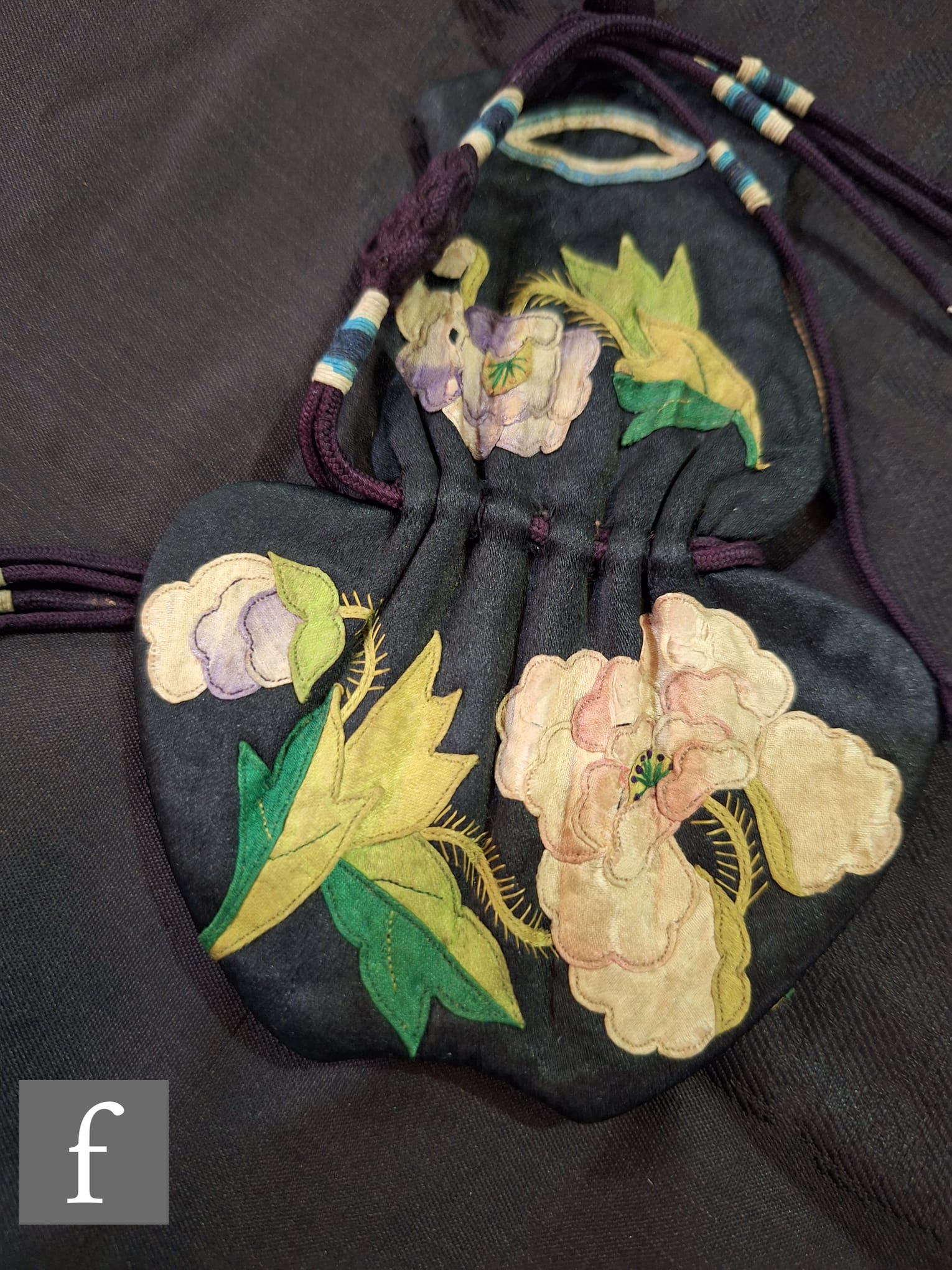 A collection of Chinese early to mid 20th Century textiles, to include an embroidered purse, an - Image 18 of 28