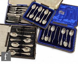 Three cased hallmarked silver sets of tea spoons to include plain and patterned examples, total