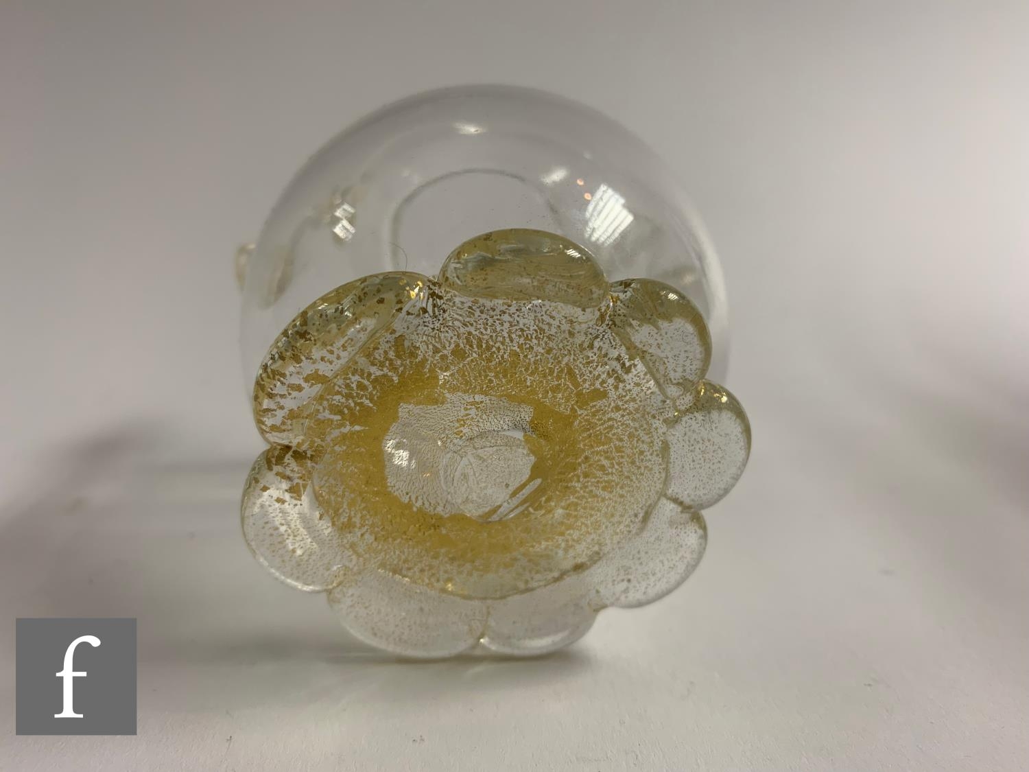 A small 20th Century Italian Murano glass bowl of shallow circular form with dimple base and roll - Image 4 of 4