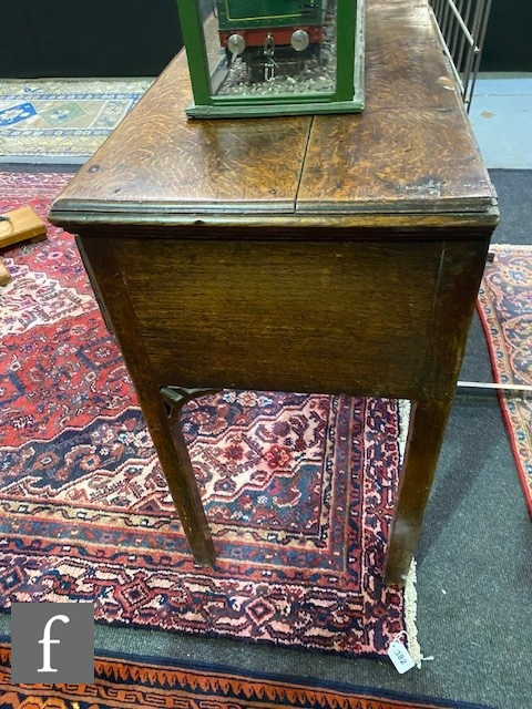 A small 18th Century oak three drawer dresser base, mahogany crossbanded front, brass fret drop - Image 8 of 8