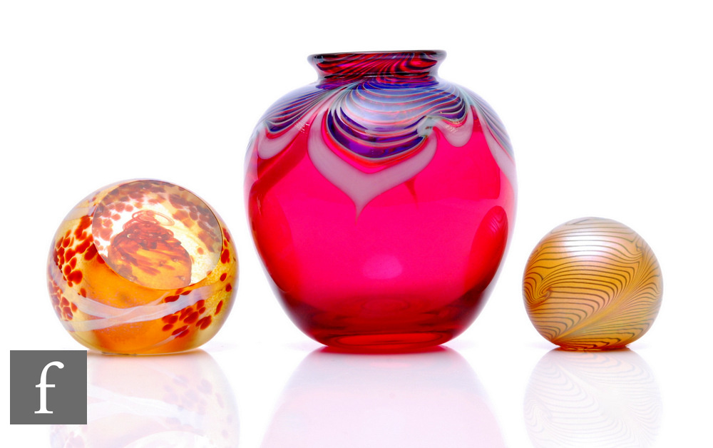 A contemporary Dean Hopkins for Okra studio glass vase, of ovoid form with short everted rim,