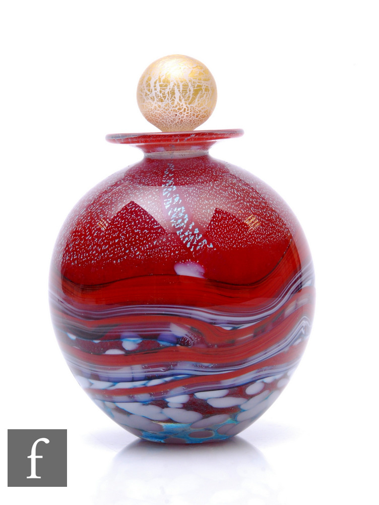 A contemporary Jonathan Harris studio glass scent bottle, of globular form with flat rim, internally