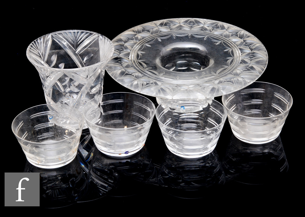 A large 1930s Stuart & Sons clear cut crystal glass bowl of footed ovoid form with wide flat rim,