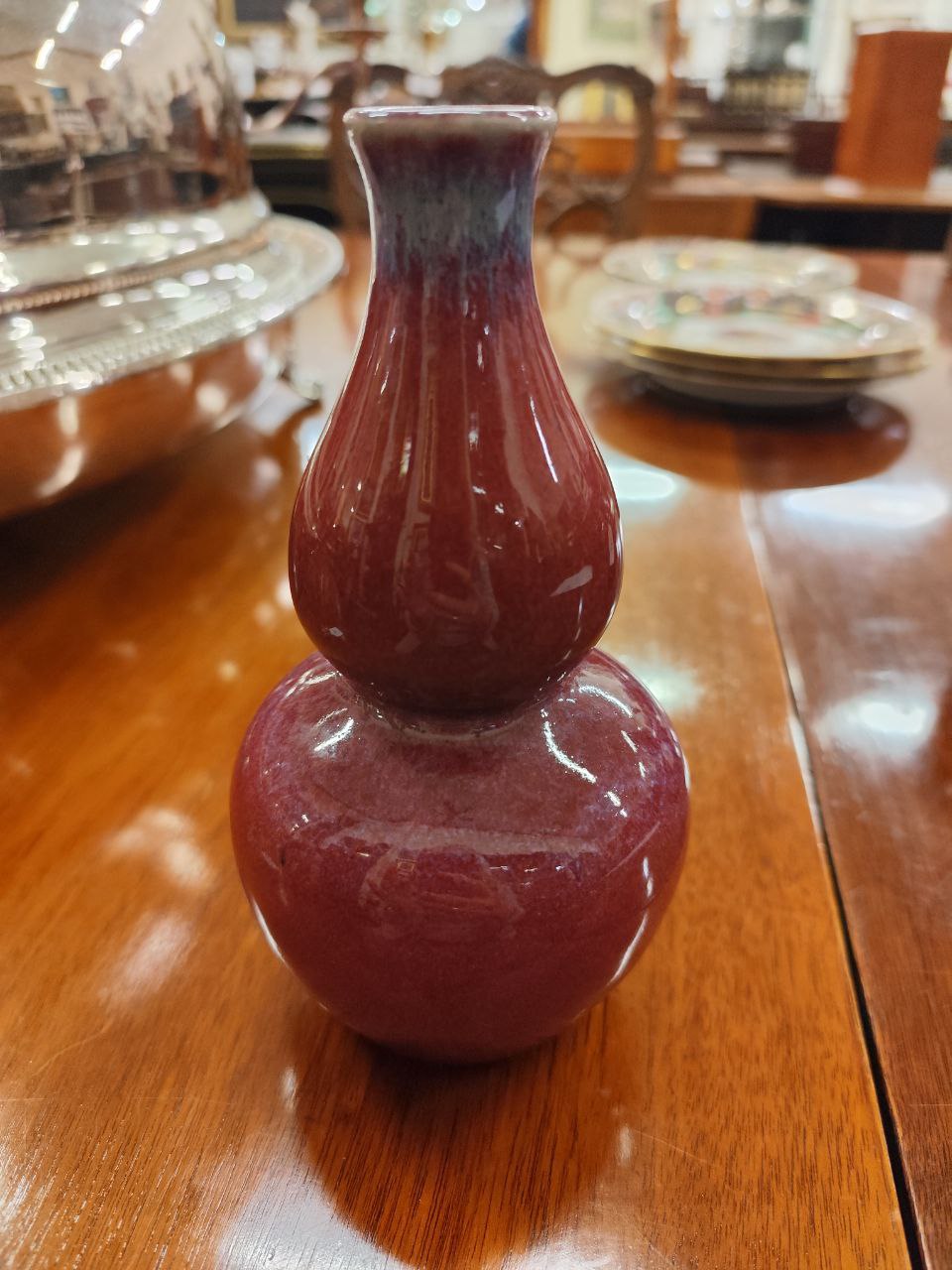 An attractive Chinese double gourd red 'flambé' design Vase, approx. 20cms (8"), together with a - Image 8 of 10