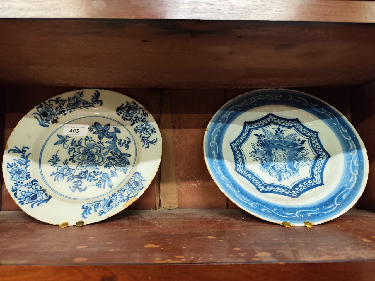 The Peter Cavan Collection of Blue & White  A rare and important large collection of 18th and 19th - Image 9 of 26