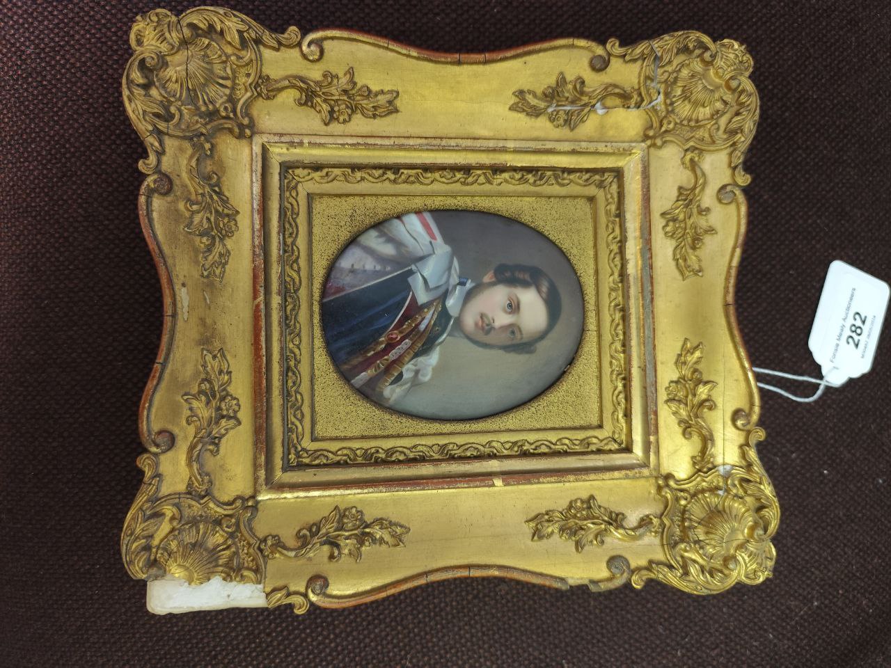 An attractive pair of painted oval miniatures of young Queen Victoria and Albert in regal attire, in - Image 8 of 9