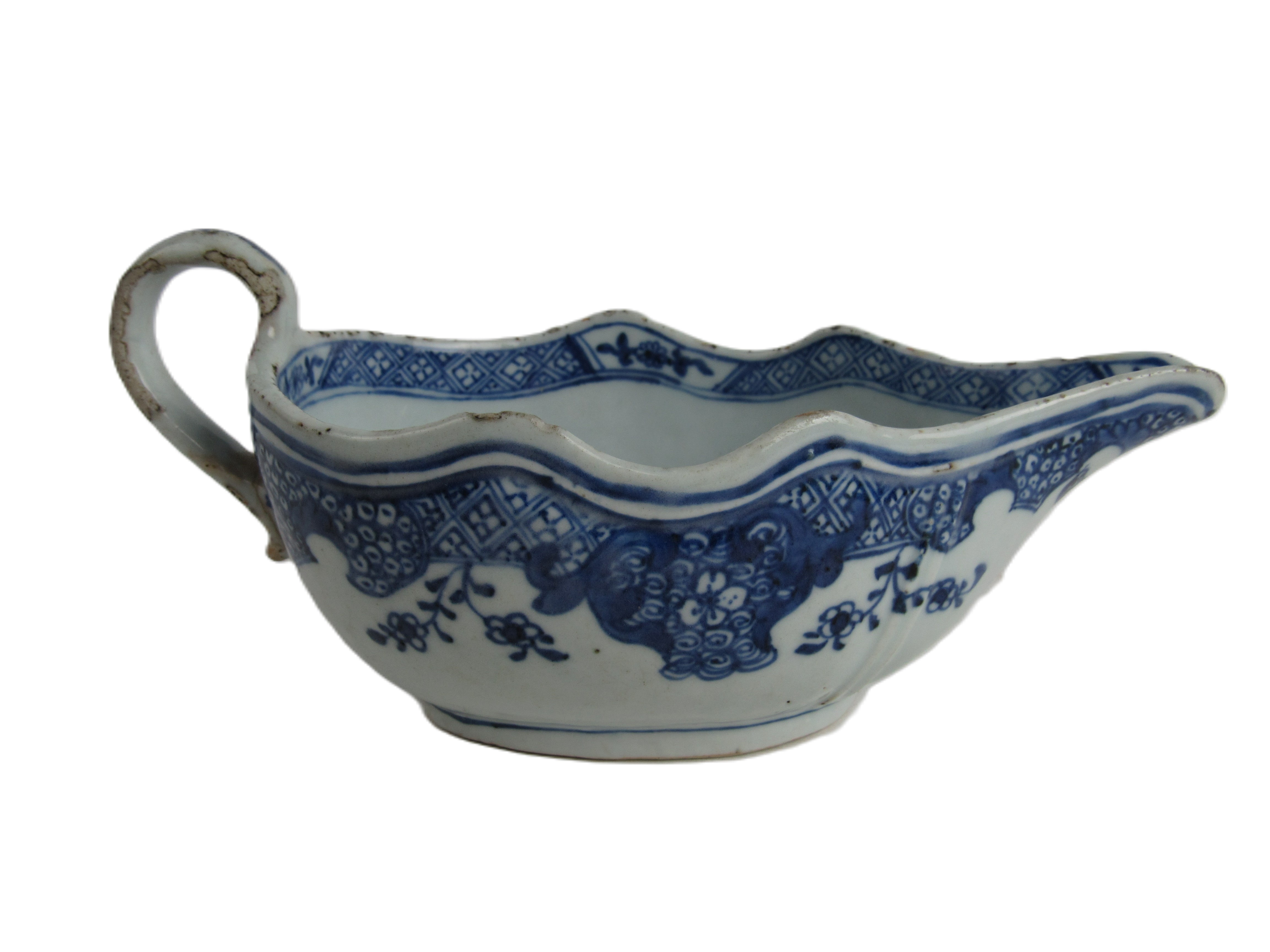 An 18th Century Chinese blue and white Sauceboat, Chien Lung (1736-1795), the interior with