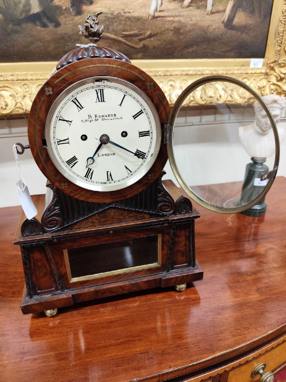 A very fine quality Regency period English Bracket Clock, the circular top with brass flame finial - Image 3 of 11