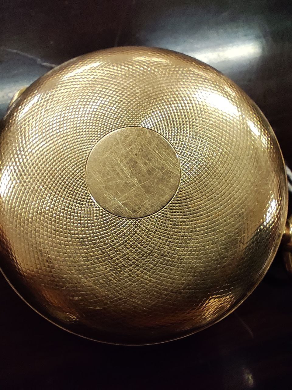 Australian Interest: An 18ct gold cased and chased circular Gentleman's Pocket Watch, the main - Image 4 of 13