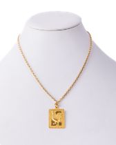 A Ladies 18ct gold link Chain, approx. 18" (open) approx. 12gms, with rectangular gold bar pendant