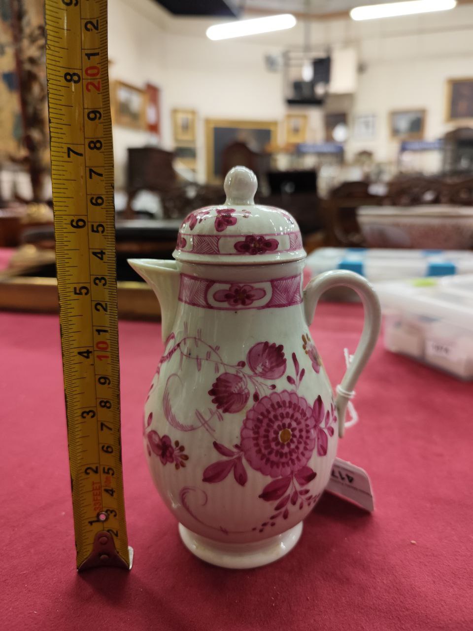 An 18th Century cream ground Worcester sparrow beak Jug and Cover, decorated with pink floral design - Image 3 of 6