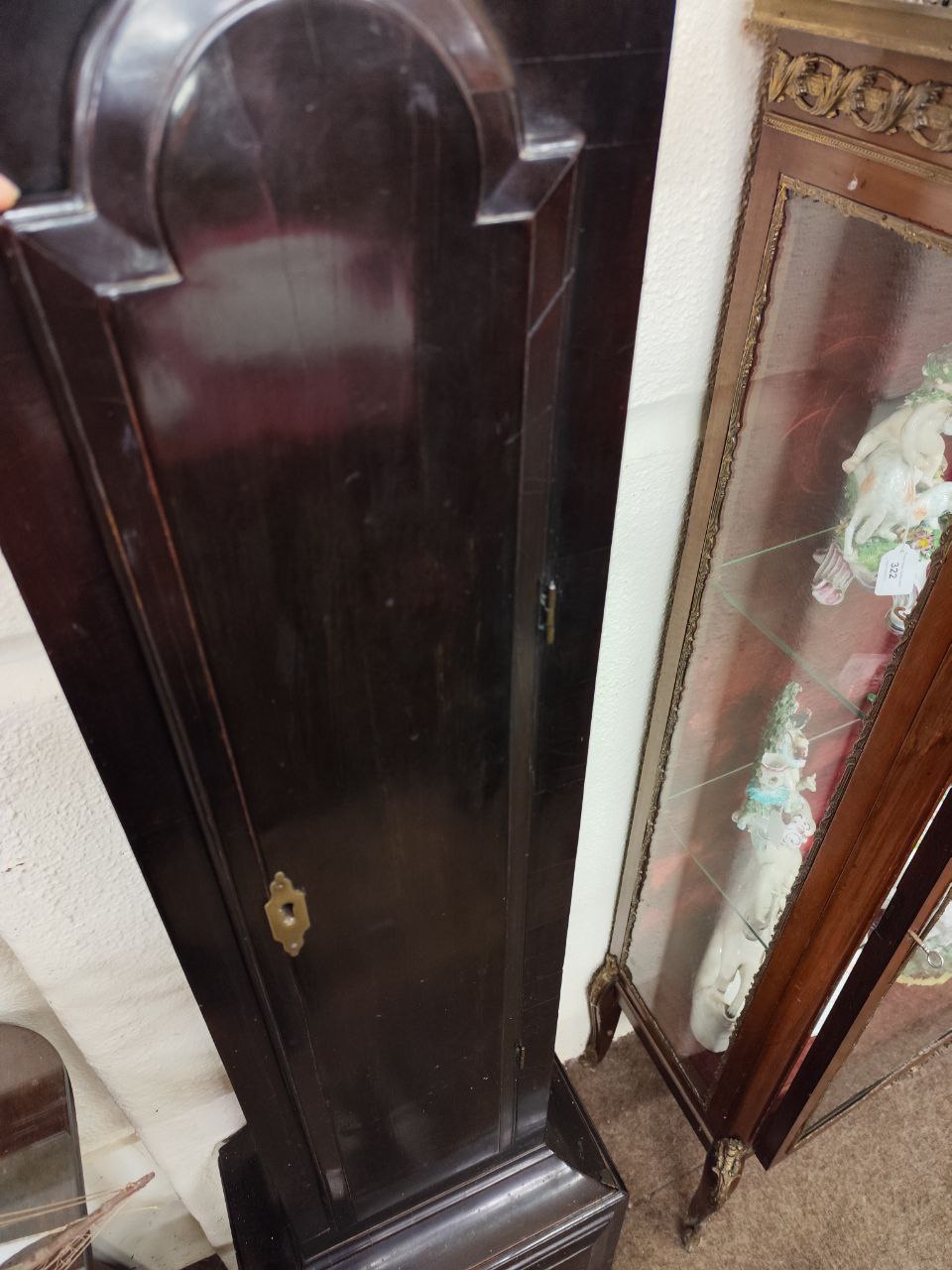 An important early 18th Century Irish mahogany cased Grandfather Clock, of narrow proportions, the - Image 5 of 13
