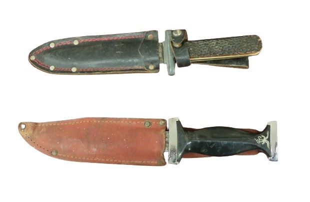Militaria: A World War II Trench Dagger, with ebonised handle and leather scabbard with red - Image 2 of 2
