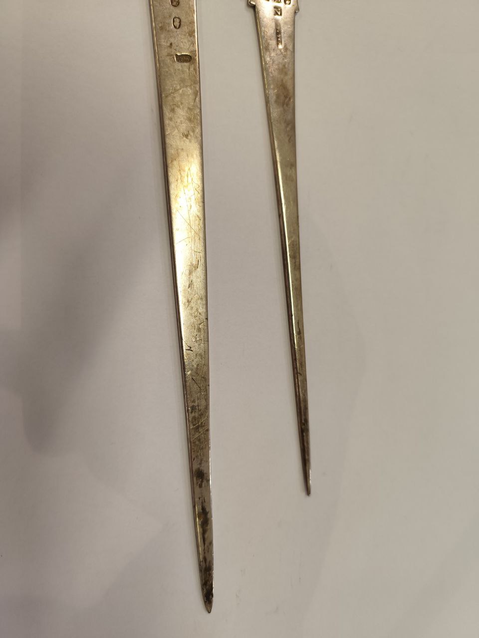 An Irish Georgian crested silver Meat Skewer, by Richard Williams, Dublin c. 1765, with Russell - Image 7 of 7