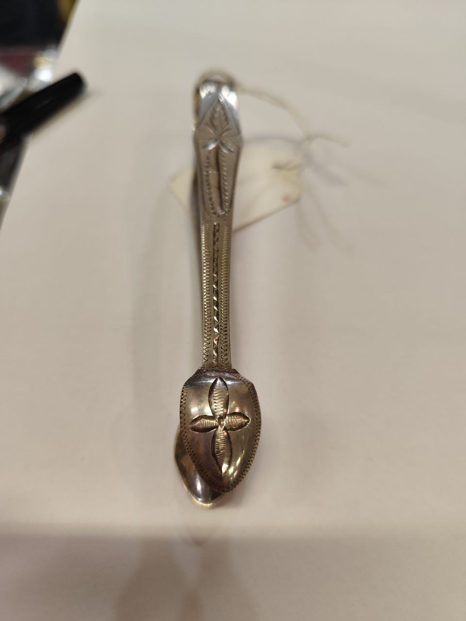 An early Irish Georgian silver Sugar Tongs, of bright cut design, by Robert Forbes, Dublin c. - Image 5 of 10