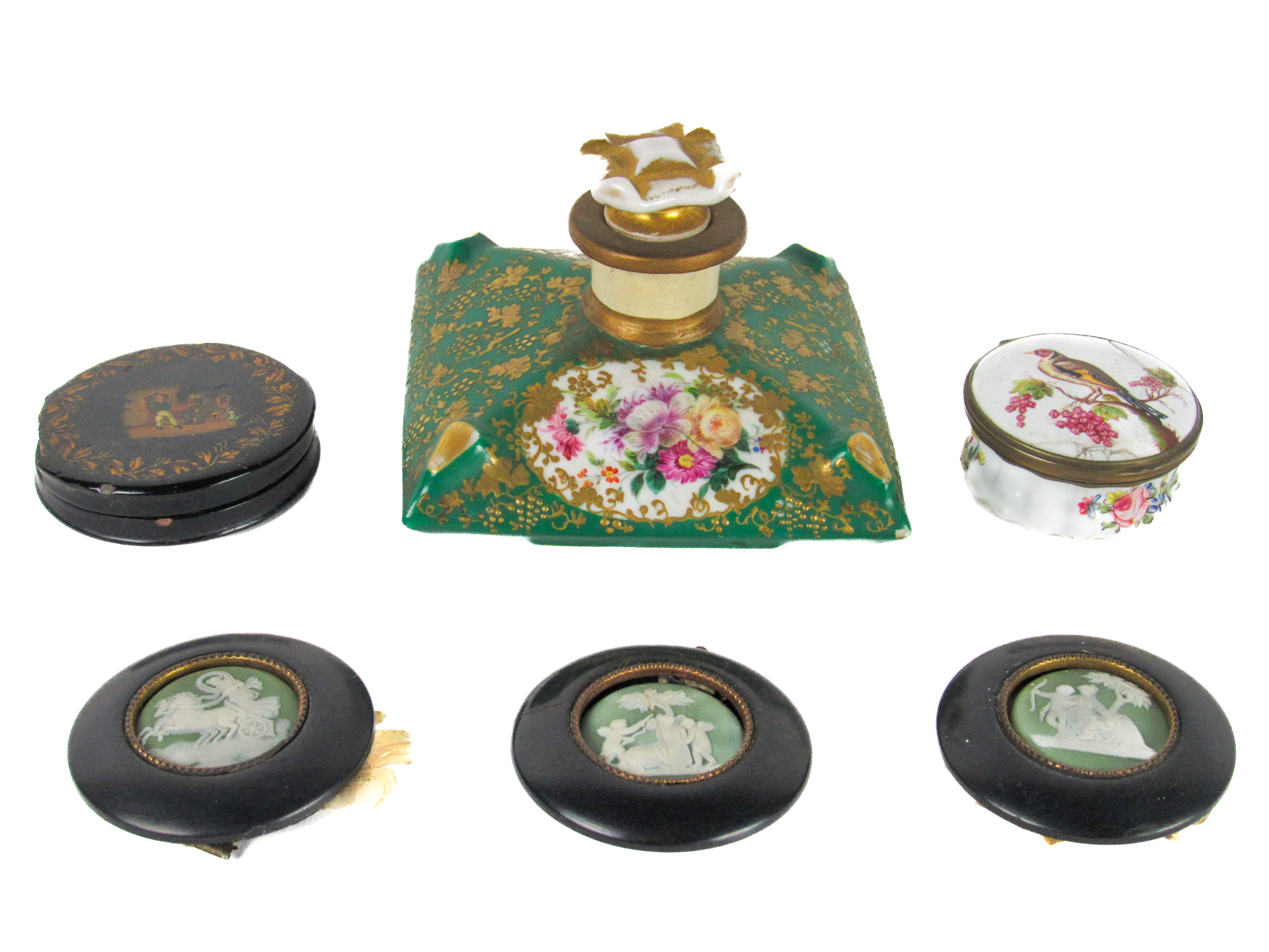 A 19th Century circular hand painted bird decorated Pill Box, with hinged top, approx. 7cms, a set