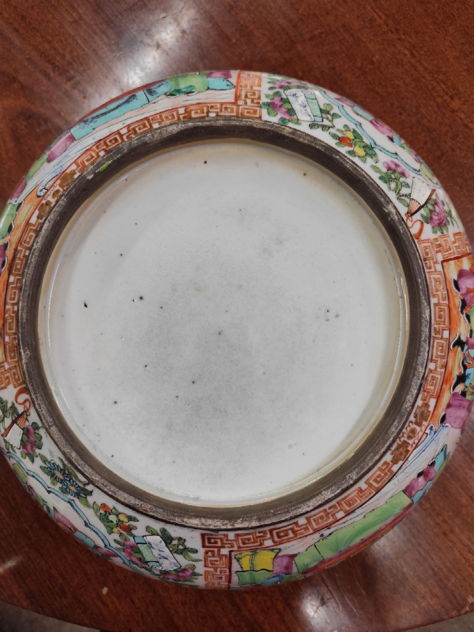 A 19th Century Cantonese Bowl, the interior decorated in the typical taste with flowers, birds and - Image 7 of 8