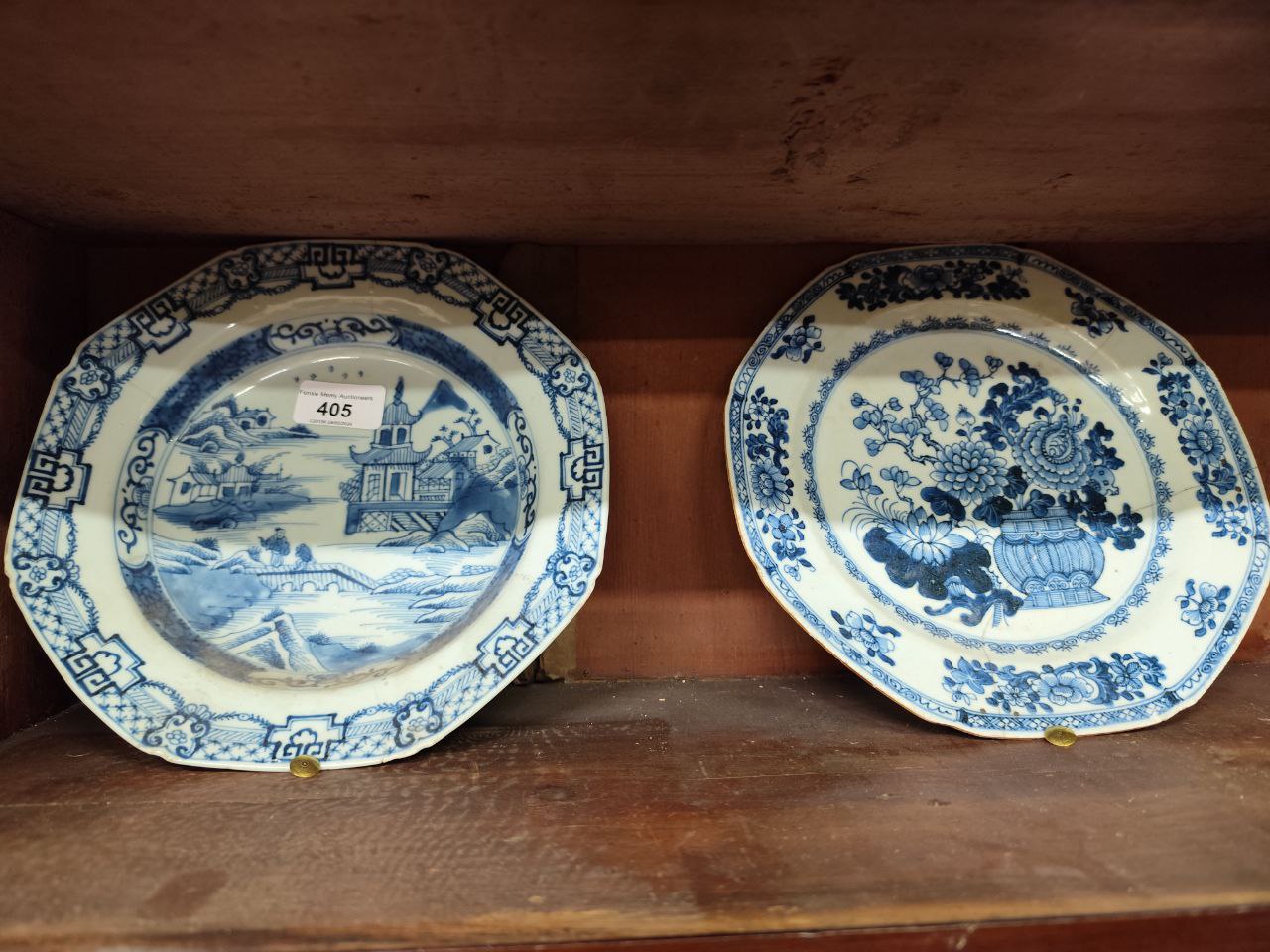 The Peter Cavan Collection of Blue & White  A rare and important large collection of 18th and 19th - Bild 26 aus 26