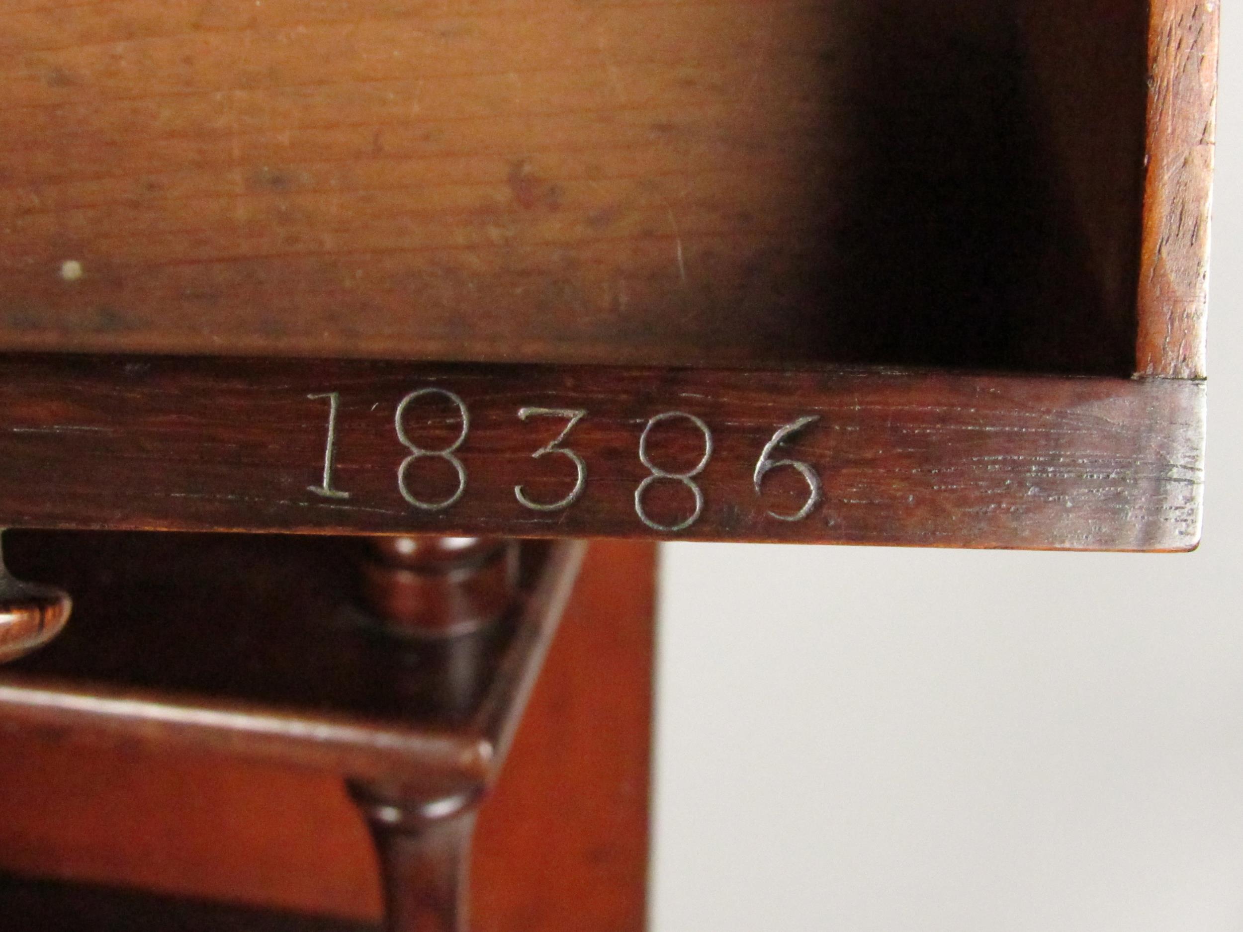 An Irish William IV rosewood Table Bookstand, in the manner of Williams & Gibton, with turned - Image 3 of 3