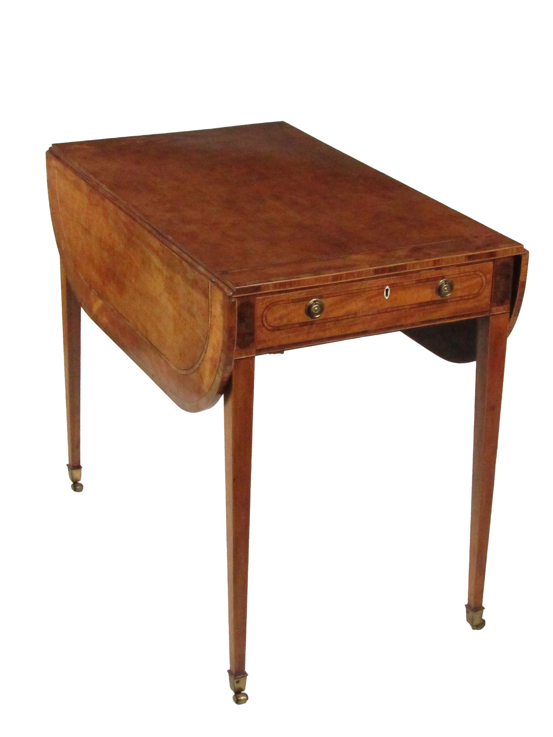 A fine quality Georgian mahogany Pembroke Table, the top with string inlay frieze drawer, with