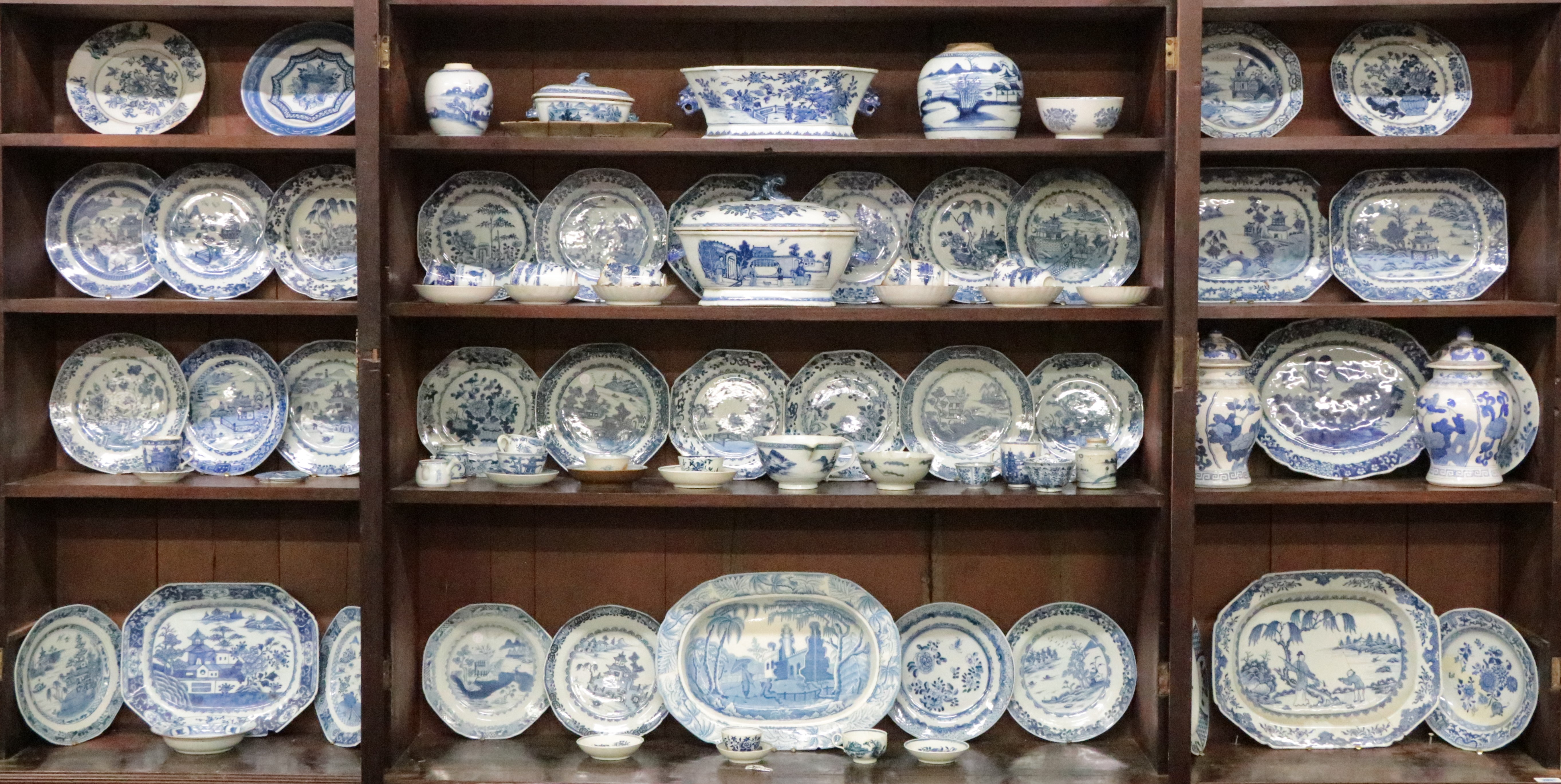The Peter Cavan Collection of Blue & White  A rare and important large collection of 18th and 19th