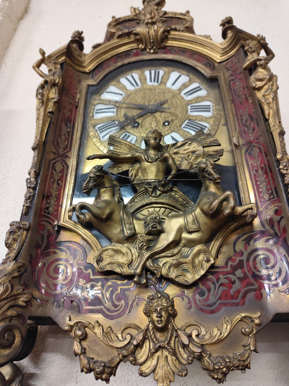 A fine quality 19th Century Louis XVI style French Boulle Bracket Clock, the top surmounted with a - Image 7 of 8