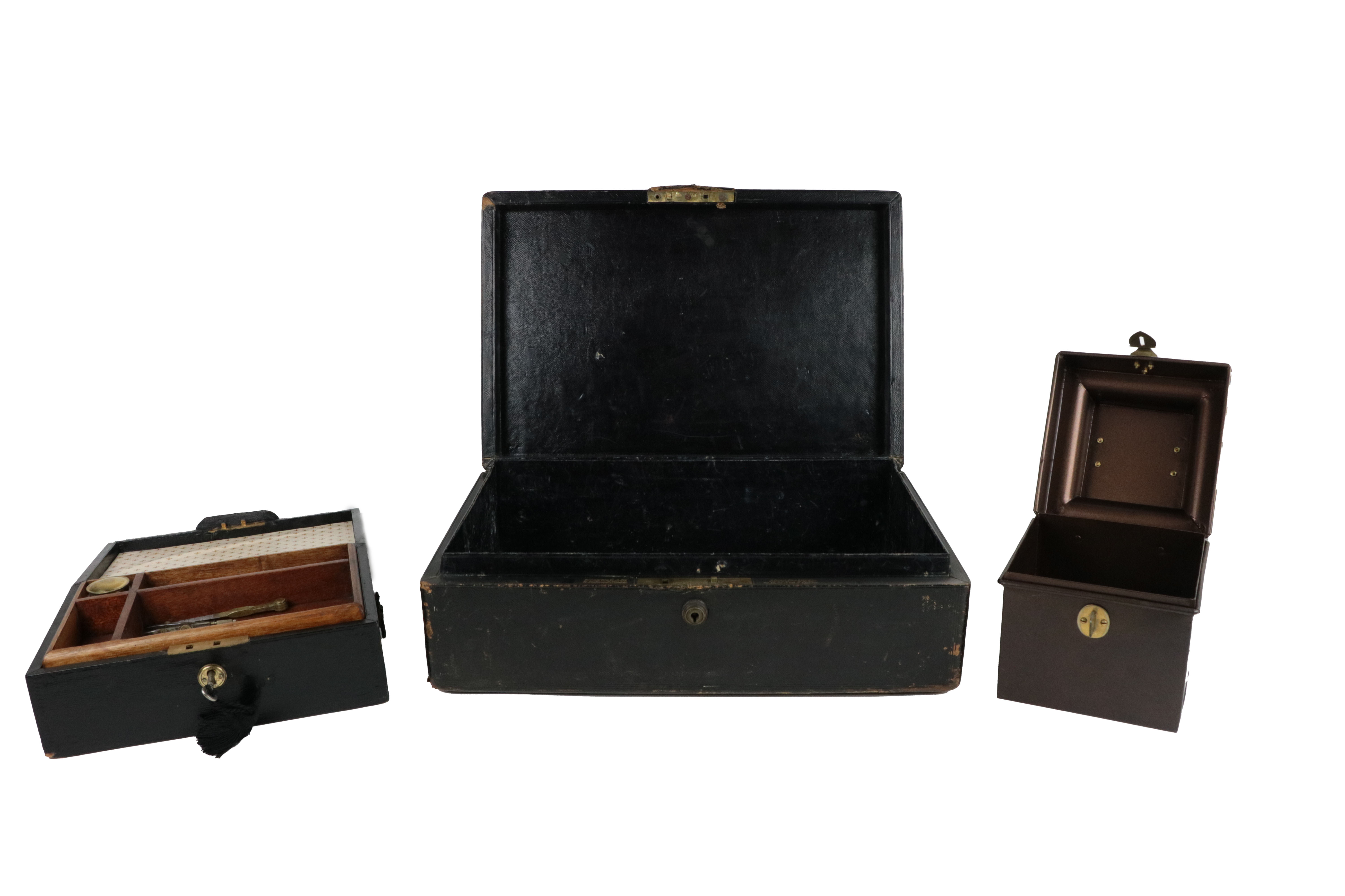 A large rectangular early 19th Century leather Deed Box, inscribed 'James Booth, Esq., C.B.,' and - Image 3 of 4