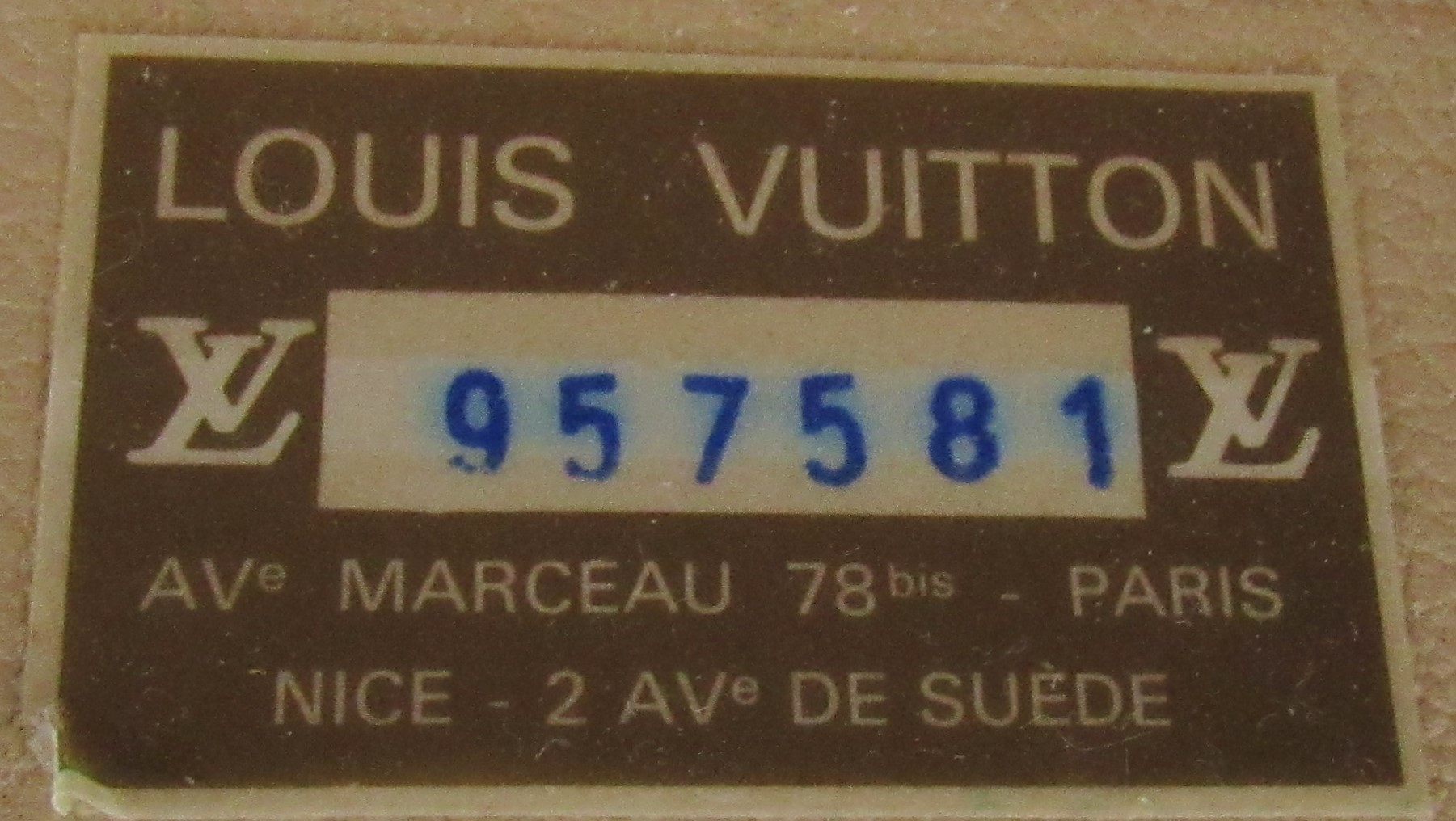 An original Louis Vuitton leather Vanity Case, with hinged top, carrying handle, opening to reveal - Image 4 of 4