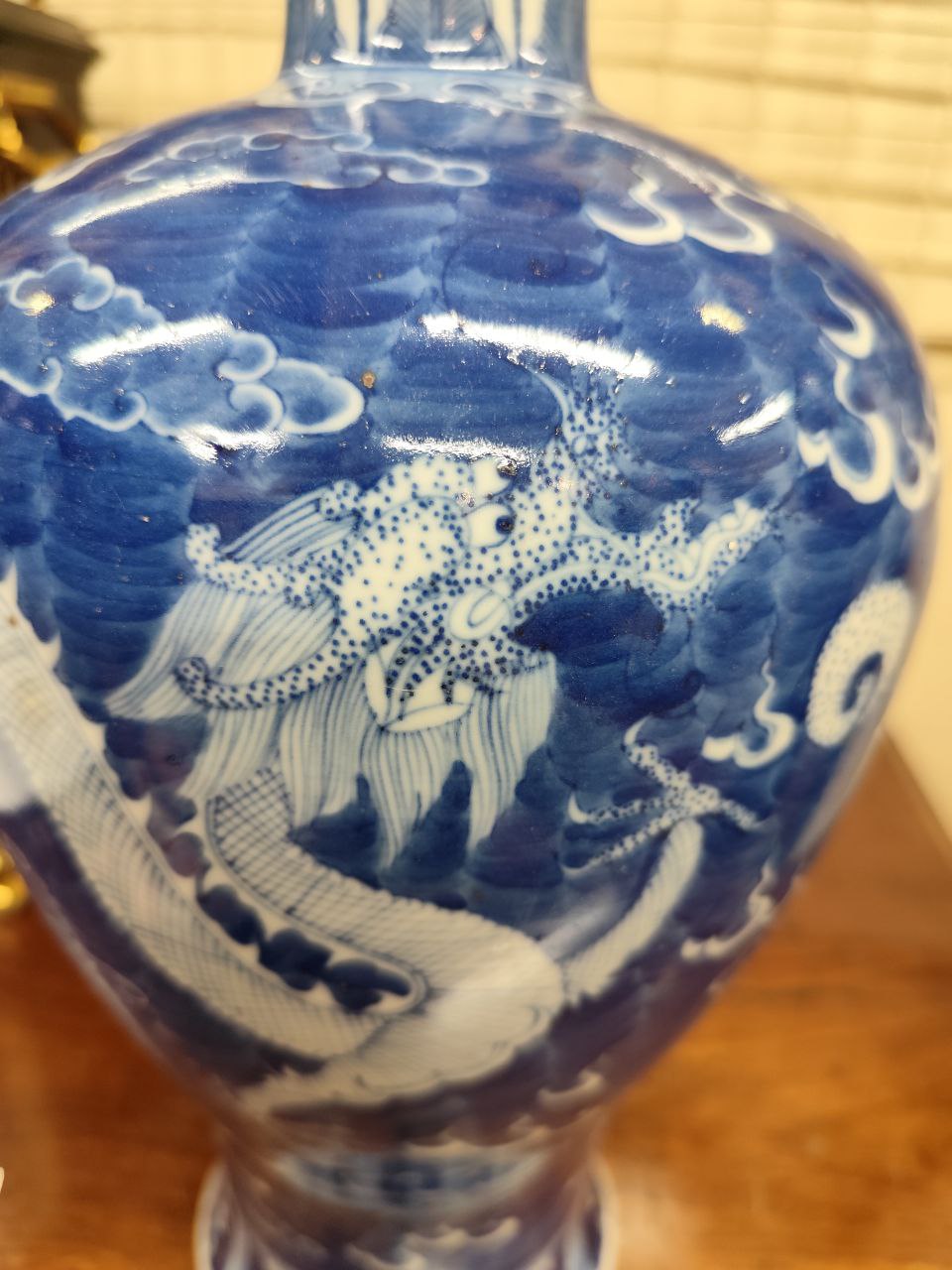 A large Chinese blue and white bulbous shaped 'Dragon Vase,' decorated with floating dragons, - Image 4 of 8