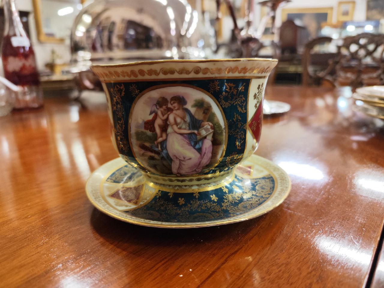 A quality hand painted classical design Tea and Coffee Service, Royal Vienna, decorated with - Image 5 of 15