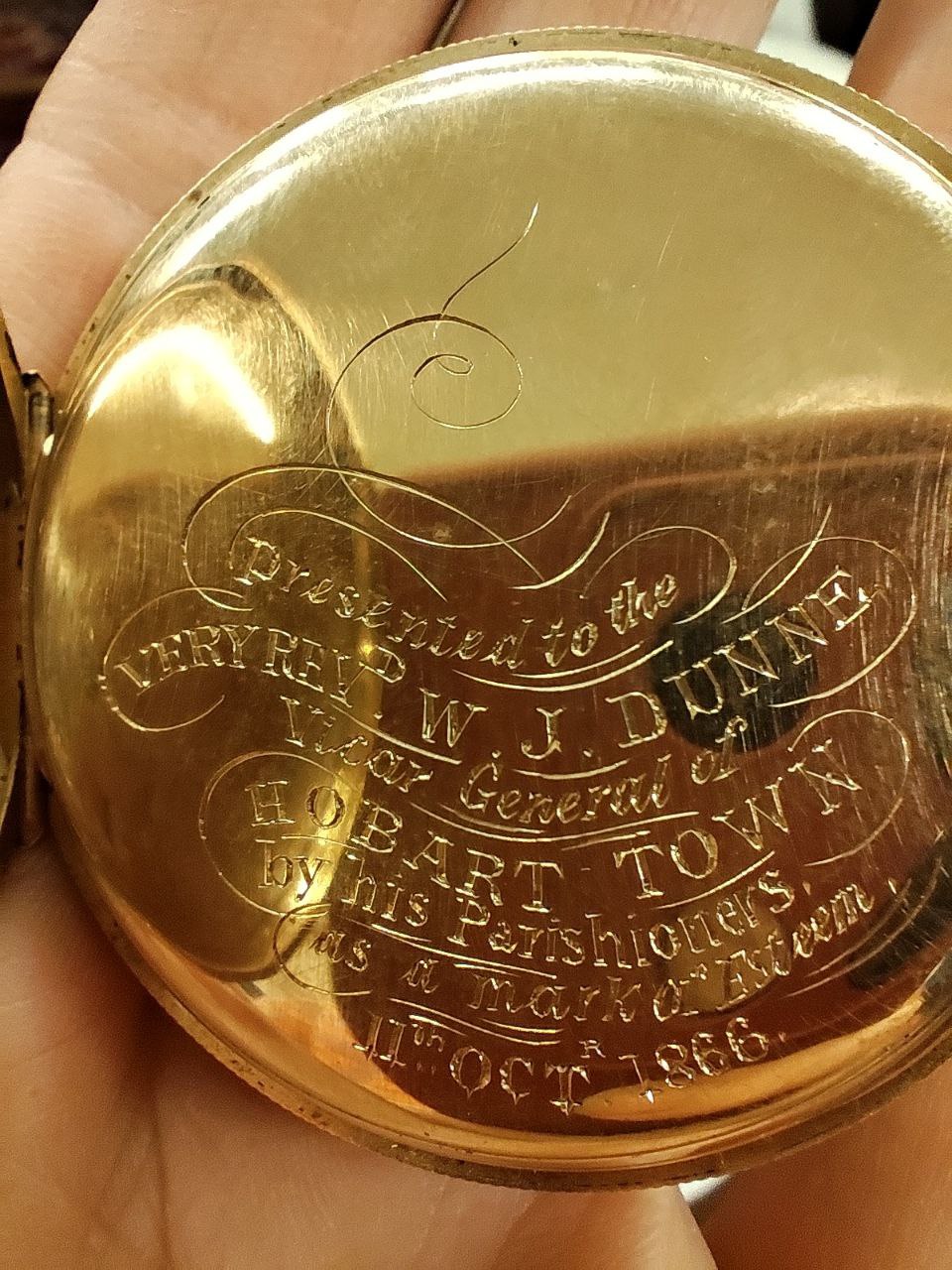 Australian Interest: An 18ct gold cased and chased circular Gentleman's Pocket Watch, the main - Image 5 of 13