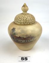 Worcester lidded vase