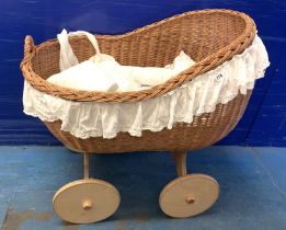 Wicker baby crib