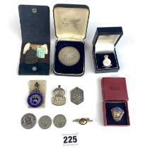 Mixed badges, medals & coins