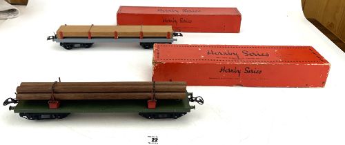 2 Hornby wagons