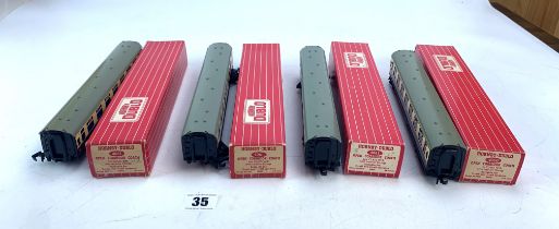 5 Hornby coaches