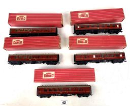 5 Hornby coaches