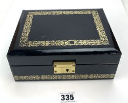 Jewellery box