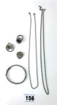 Assorted silver jewellery