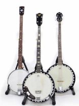 Hondo II five string banjo, with mahogany inlaid resonator, 11" skin and mother of pearl slot
