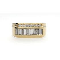 Impressive gentleman's 14ct yellow gold gentleman's diamond set ring, set with two channels of