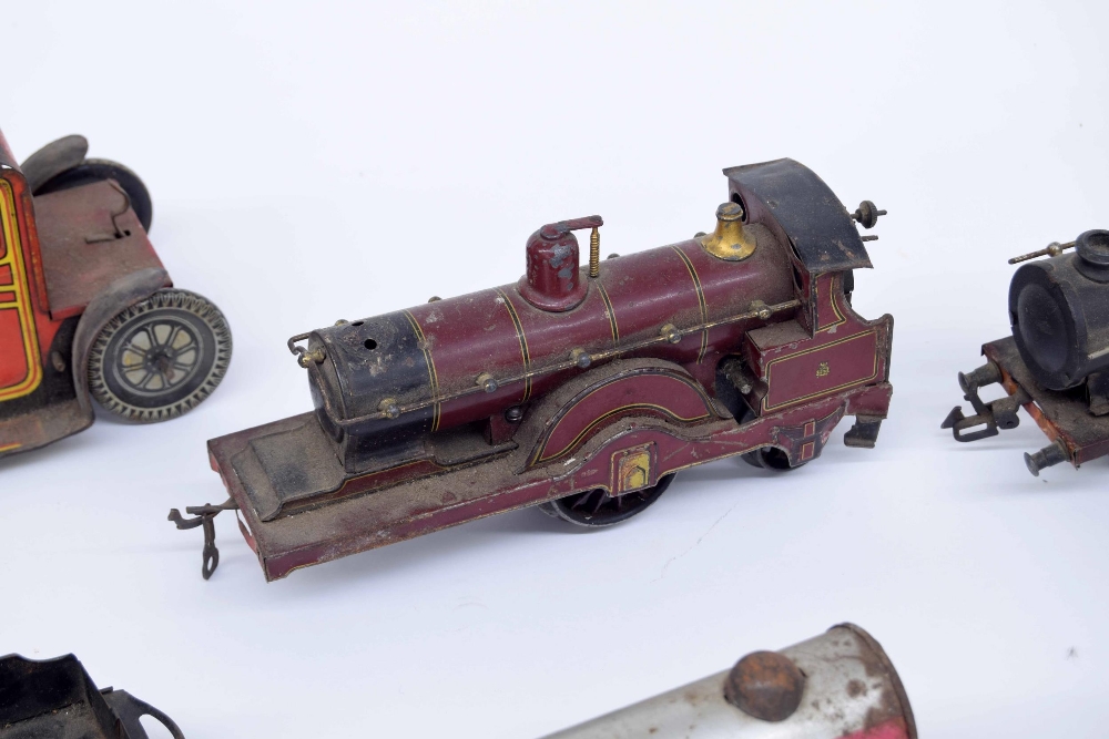 Small group of assorted early clockwork tin plate steam trains and rolling stock, including Hornby - Image 2 of 4