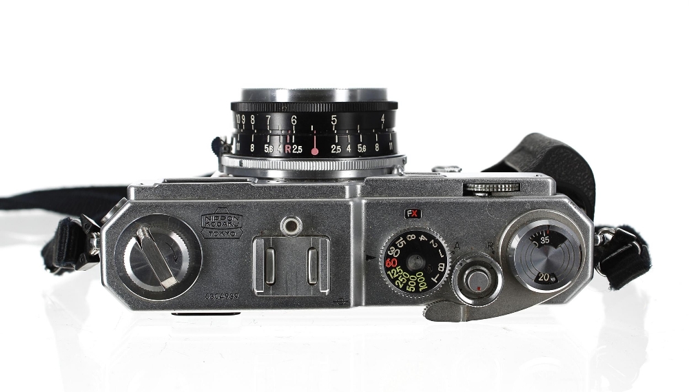 Nikon S3 rangefinder camera, no. 6304939, Nippon Kogaku Tokyo, with W-Nikkor.C  1:2.5 f=3.5cm Nippon - Image 3 of 3