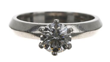 Fine GIA certified platinum solitaire brilliant-cut diamond ring, round brilliant-cut, 0.90ct,
