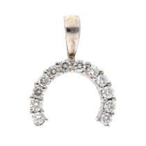 Diamond set white gold horseshoe design pendant, round brilliant-cut, 1.23gm, 18mm x 14.5mm (638)